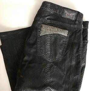 Robin's Jeans Snake skin/embossed